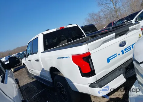 2022 Ford F-150 Lightning Xlt из США, поврежденный, VIN 1FTVW1EL7NWG16618